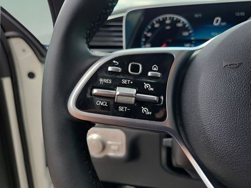 Used 2022 Mercedes-Benz GLE 350 4MATIC image 25