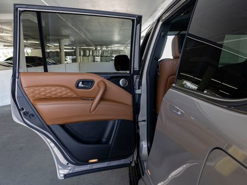 Used 2022 INFINITI QX80 Sensory w/ Cargo Package RWD image 20