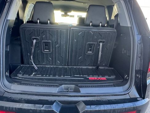 Used 2023 GMC Acadia AT4 image 15
