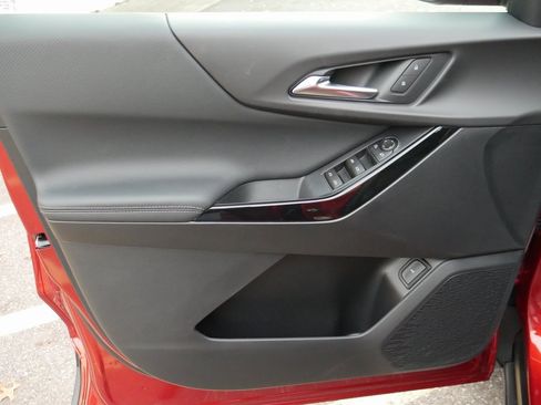 New 2026 Chevrolet Equinox LT image 29