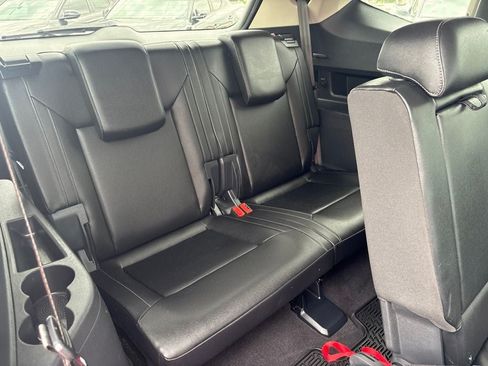 Used 2019 Volkswagen Atlas SE FWD image 32