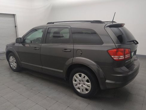 Used 2018 Dodge Journey SE w/ Popular Equipment Group FWD image 3