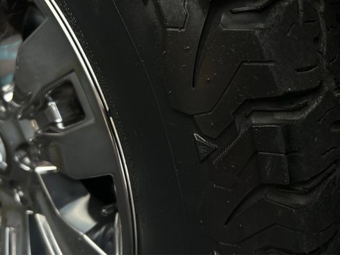 Used 2019 Nissan Titan Platinum Reserve image 50