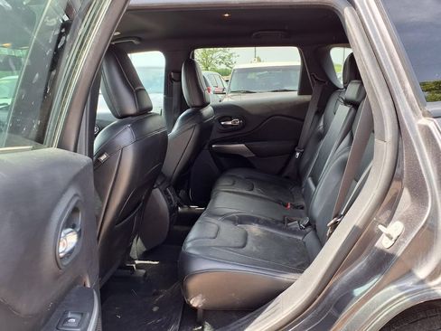 Used 2020 Jeep Cherokee High Altitude AWD/4WD image 8
