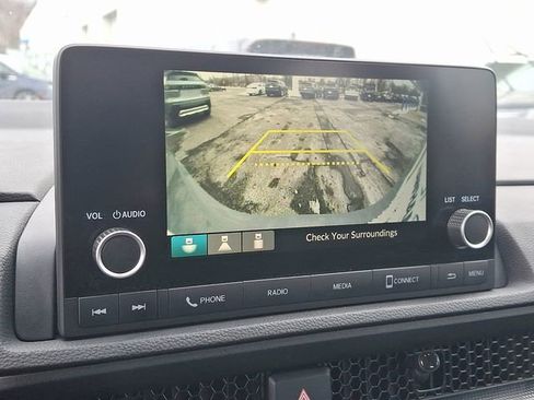 Used 2024 Honda CR-V LX image 18