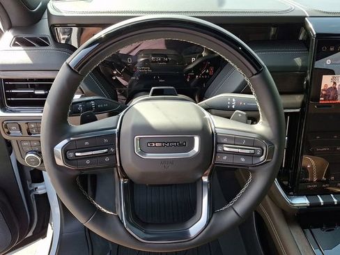 Used 2026 GMC Yukon XL Denali Ultimate image 17