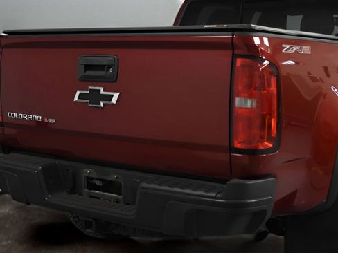 Used 2018 Chevrolet Colorado ZR2 image 39