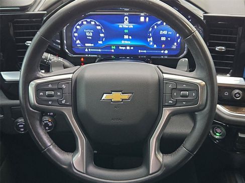 Used 2022 Chevrolet Silverado 1500 LT RWD image 13