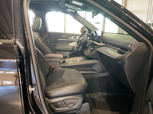 New 2026 Ford Explorer Tremor w/ Tremor Ultimate Package AWD/4WD image 28