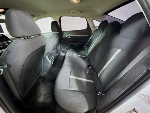 Used 2023 Hyundai Sonata Blue image 19