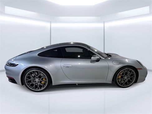 Used 2022 Porsche 911 Carrera 4S image 8