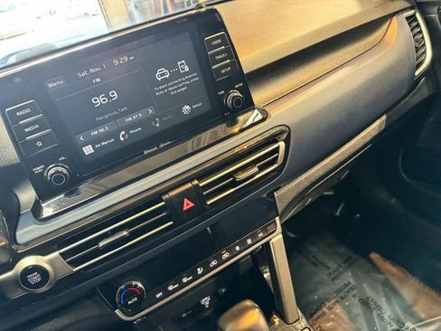 Used 2023 Kia Seltos S image 42