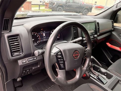 Used 2023 Nissan Frontier PRO-4X w/ Tow Package image 12