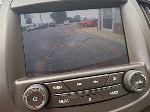 Used 2015 Buick LaCrosse FWD image 17