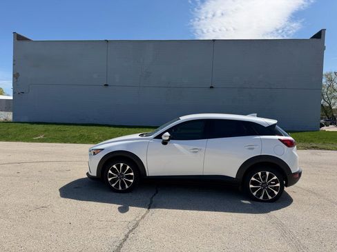 Used 2019 MAZDA CX-3 Touring image 4