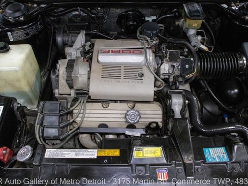 Used 1988 Oldsmobile Toronado Trofeo image 19