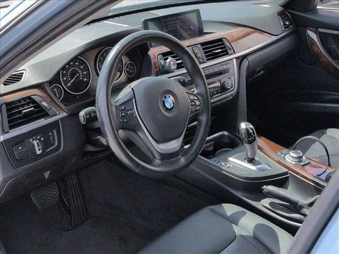 Used 2013 BMW 328i xDrive Sedan AWD/4WD image 8