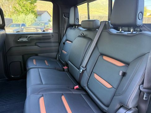 Used 2024 GMC Sierra 2500 AT4 w/ AT4 Premium Plus Package AWD/4WD image 37