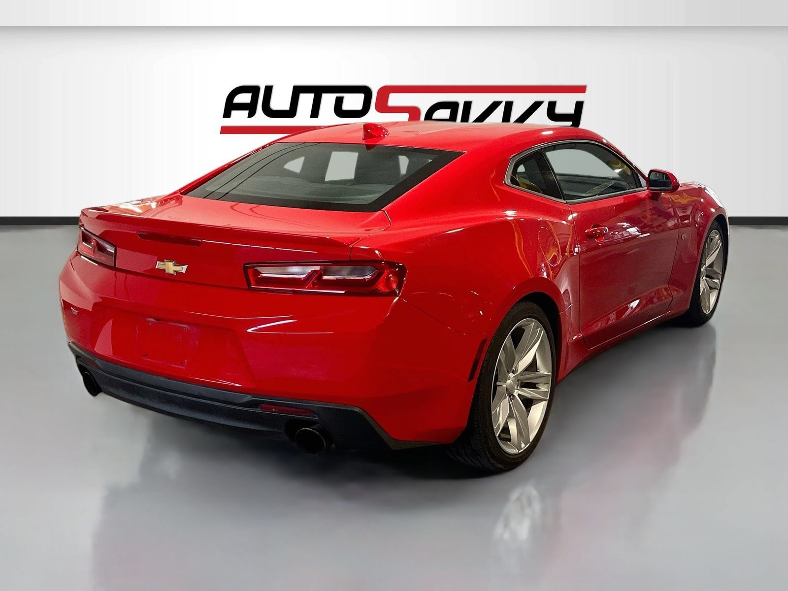 Used 2016 Chevrolet Camaro LT w/ RS Package RWD image 7