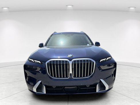 New 2027 BMW X7 xDrive40i w/ Executive Package AWD/4WD image 2