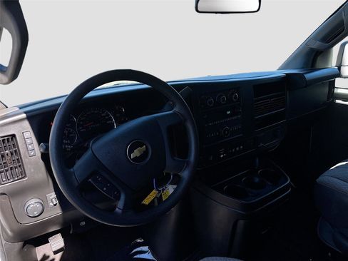 Used 2023 Chevrolet Express 3500 LT w/ LT Preferred Equipment Group image 9