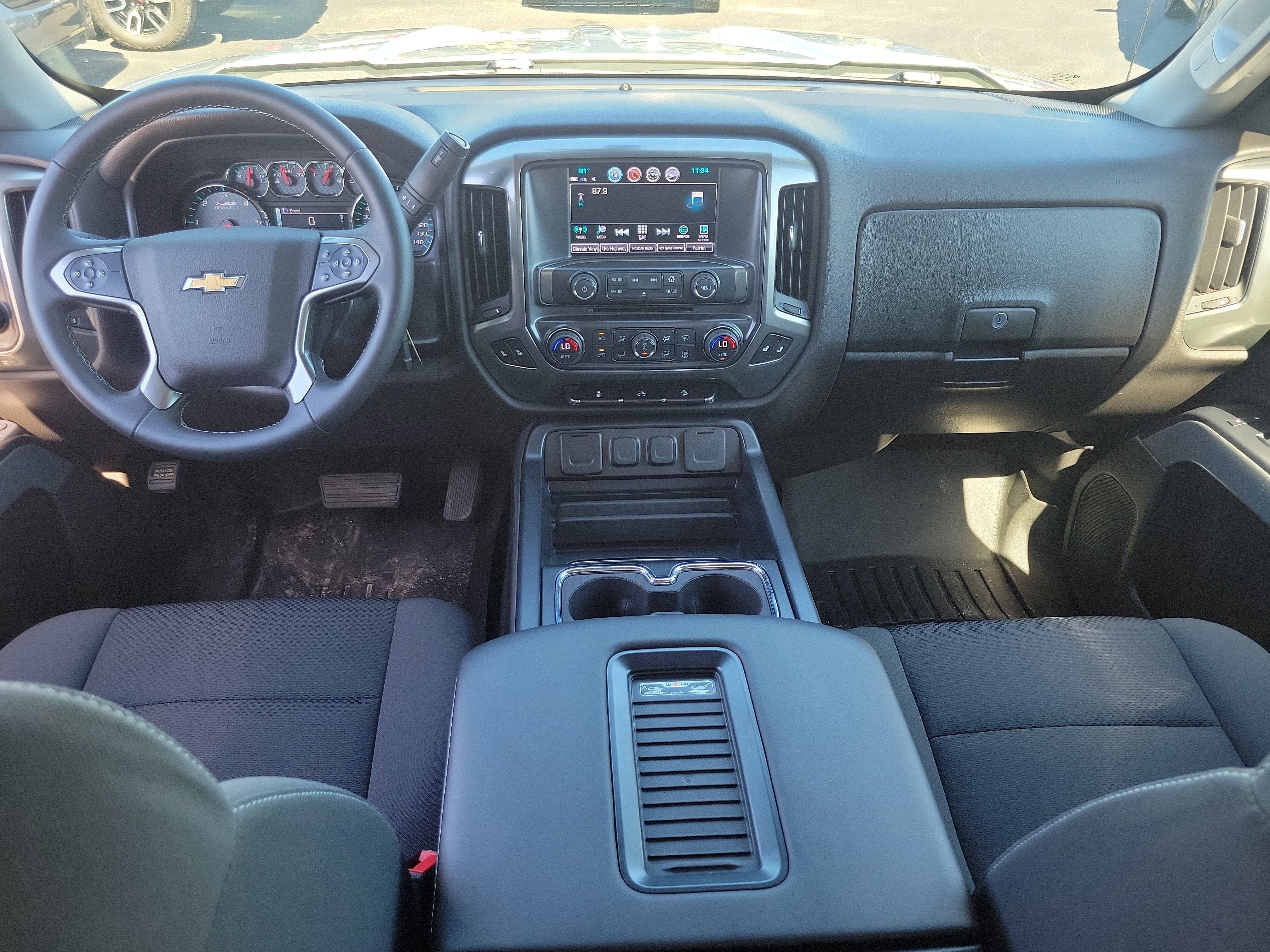 Used 2018 Chevrolet Silverado 1500 LT w/ All Star Edition AWD/4WD image 15