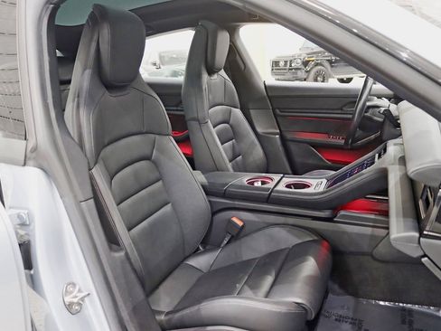 Used 2021 Porsche Taycan 4S image 29