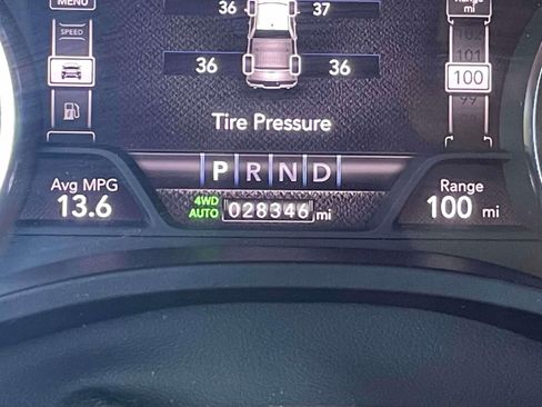 Used 2023 RAM 1500 Laramie AWD/4WD image 26