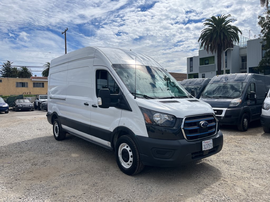 Used 2022 Ford E-Transit 148 High Roof w/ Load Area Protection Package RWD image 3