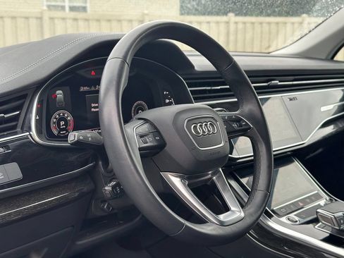 Used 2023 Audi Q7 3.0T Premium AWD/4WD image 19