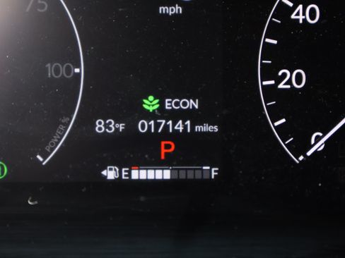 Used 2025 Honda CR-V Sport-L image 33