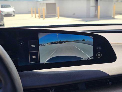 Used 2025 Lucid Air Touring AWD/4WD image 28
