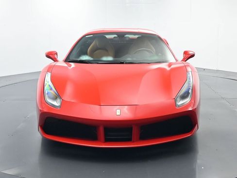 Used 2018 Ferrari 488 GTB RWD image 18