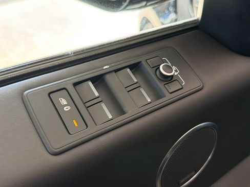 Used 2017 Land Rover Range Rover Sport Autobiography AWD/4WD image 15