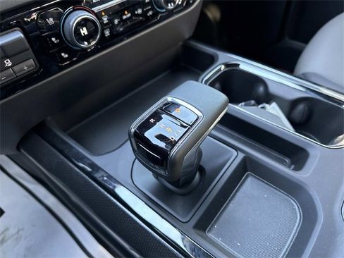 Used 2025 Chevrolet Silverado 1500 ZR2 w/ Technology Package image 24