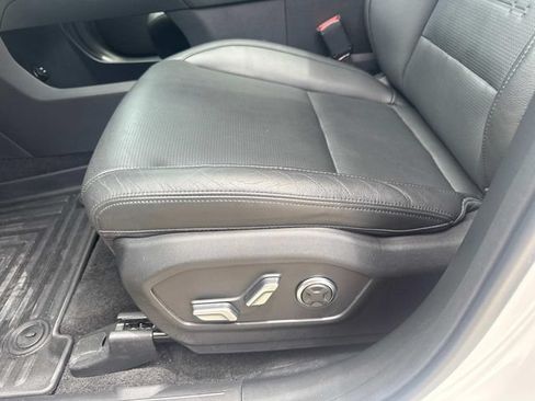 Used 2024 Hyundai Santa Fe Limited FWD image 23