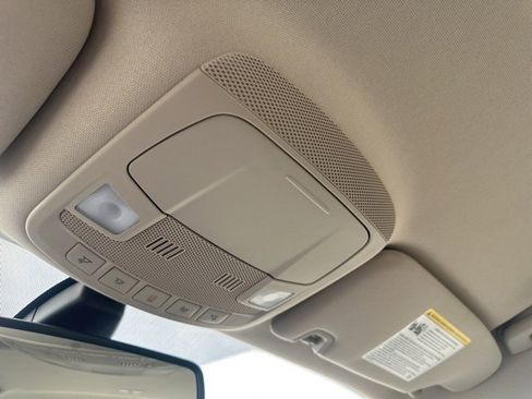 Used 2019 Ford Fusion SE image 38