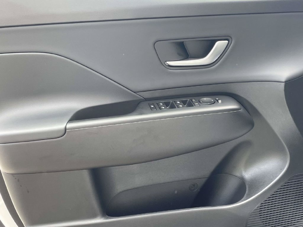 New 2026 Hyundai Kona SEL Premium AWD/4WD image 13
