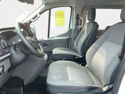 Used 2023 Ford Transit 350 XLT image 10