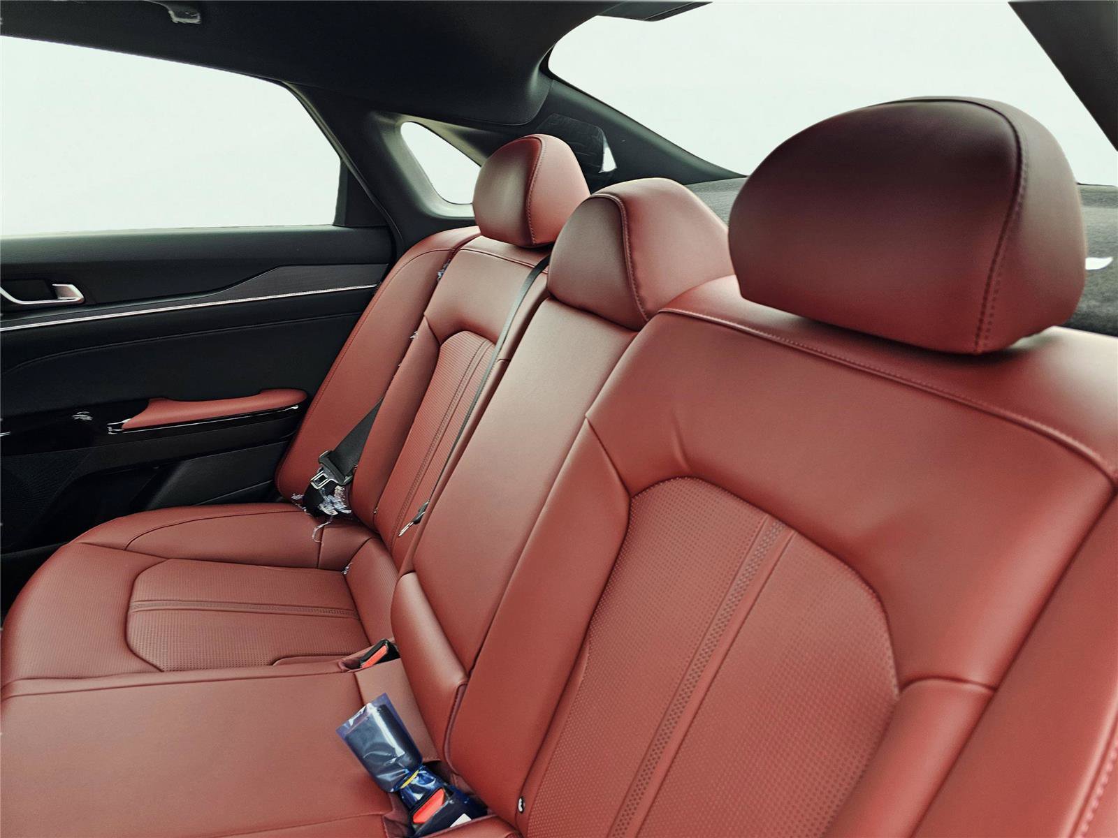 New 2026 Kia K5 GT-Line w/ GT-Line Red Interior Package FWD image 33