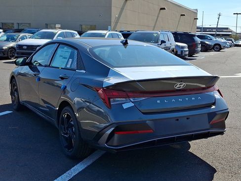 New 2026 Hyundai Elantra SEL Sport Premium FWD image 4