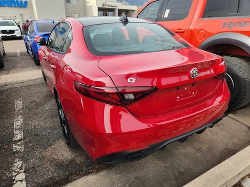 Used 2023 Alfa Romeo Giulia Veloce image 7
