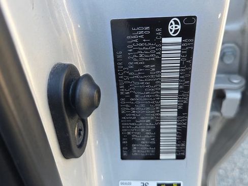 Used 2023 Toyota Corolla LE FWD image 6