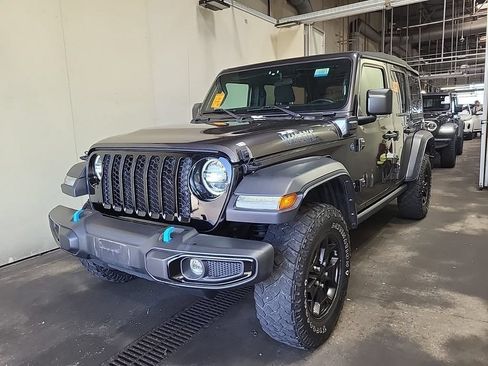 Used 2023 Jeep Wrangler Unlimited w/ Cold Weather Group AWD/4WD image 1