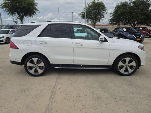 Used 2017 Mercedes-Benz GLE 350 image 2