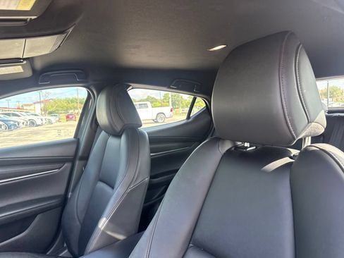 Used 2024 MAZDA MAZDA3 s FWD image 9