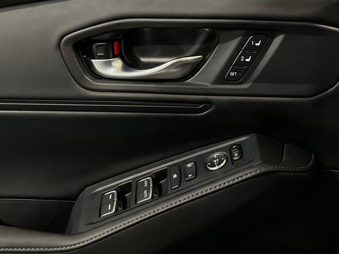Used 2025 Honda Accord Sport image 13