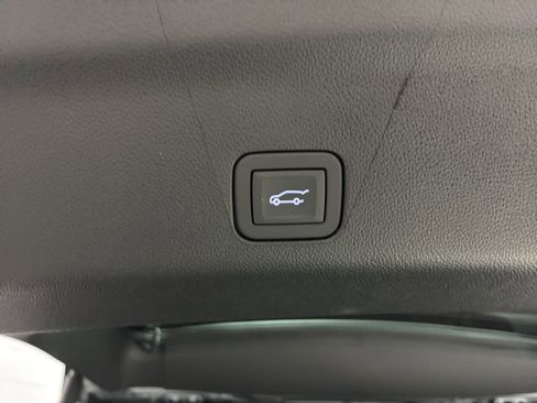 New 2026 GMC Yukon Elevation image 20