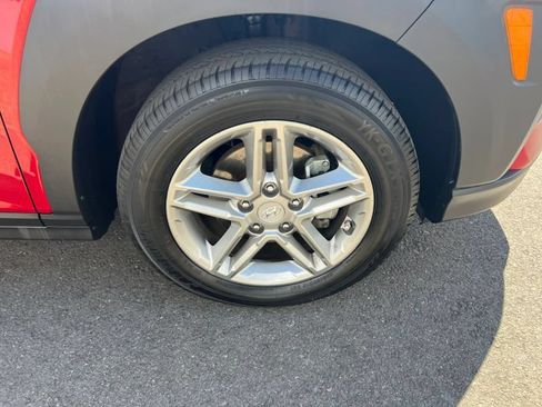 Used 2019 Hyundai Kona SE FWD image 5