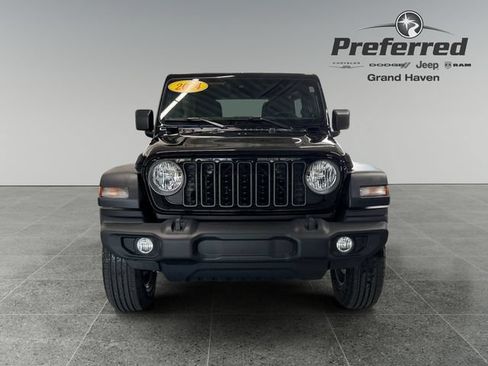 Used 2024 Jeep Wrangler Unlimited Sport AWD/4WD image 13